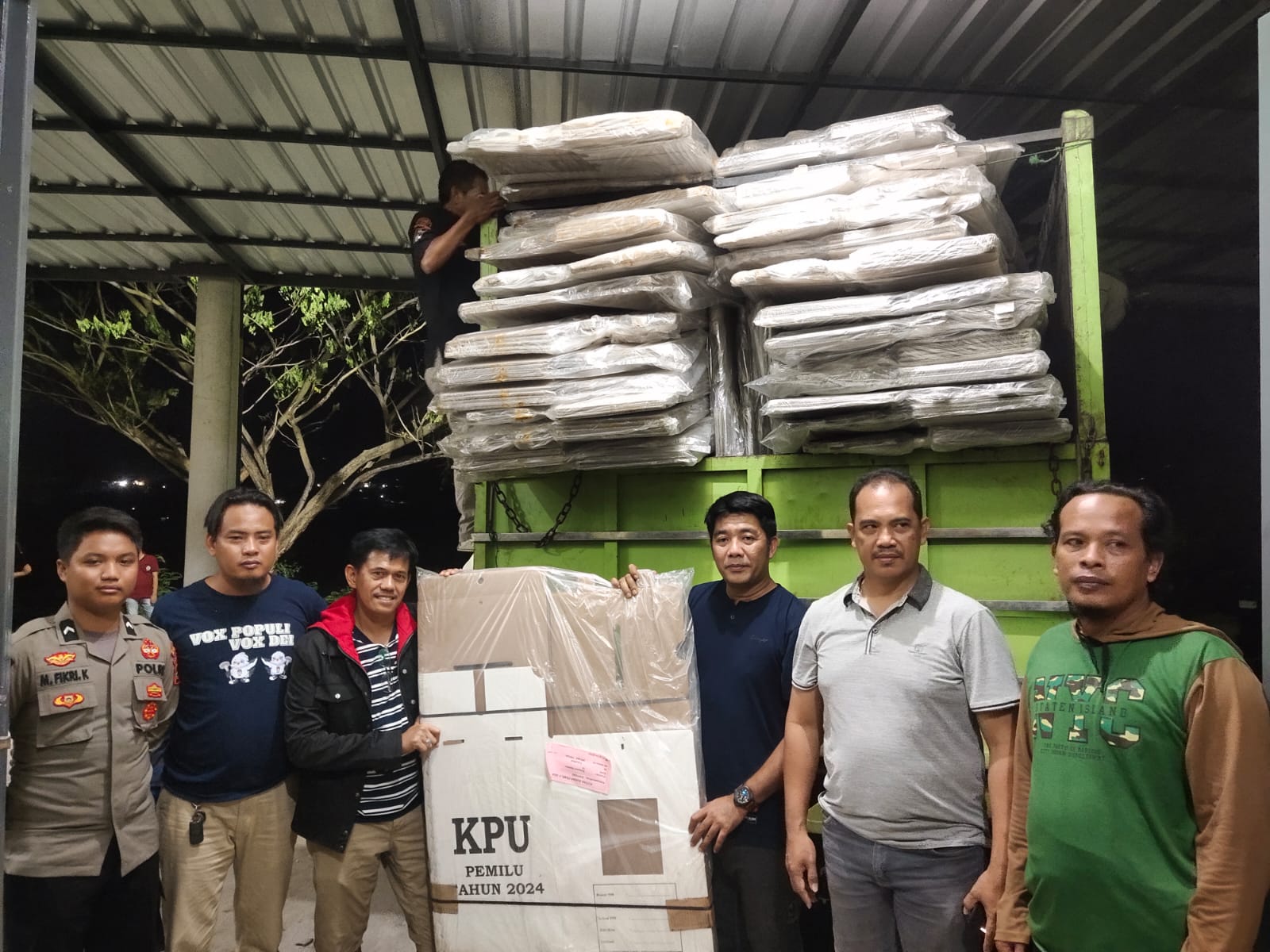 Logistik Perlengkapan Pemilu Tiba, Bawaslu Soppeng Siaga Awasi