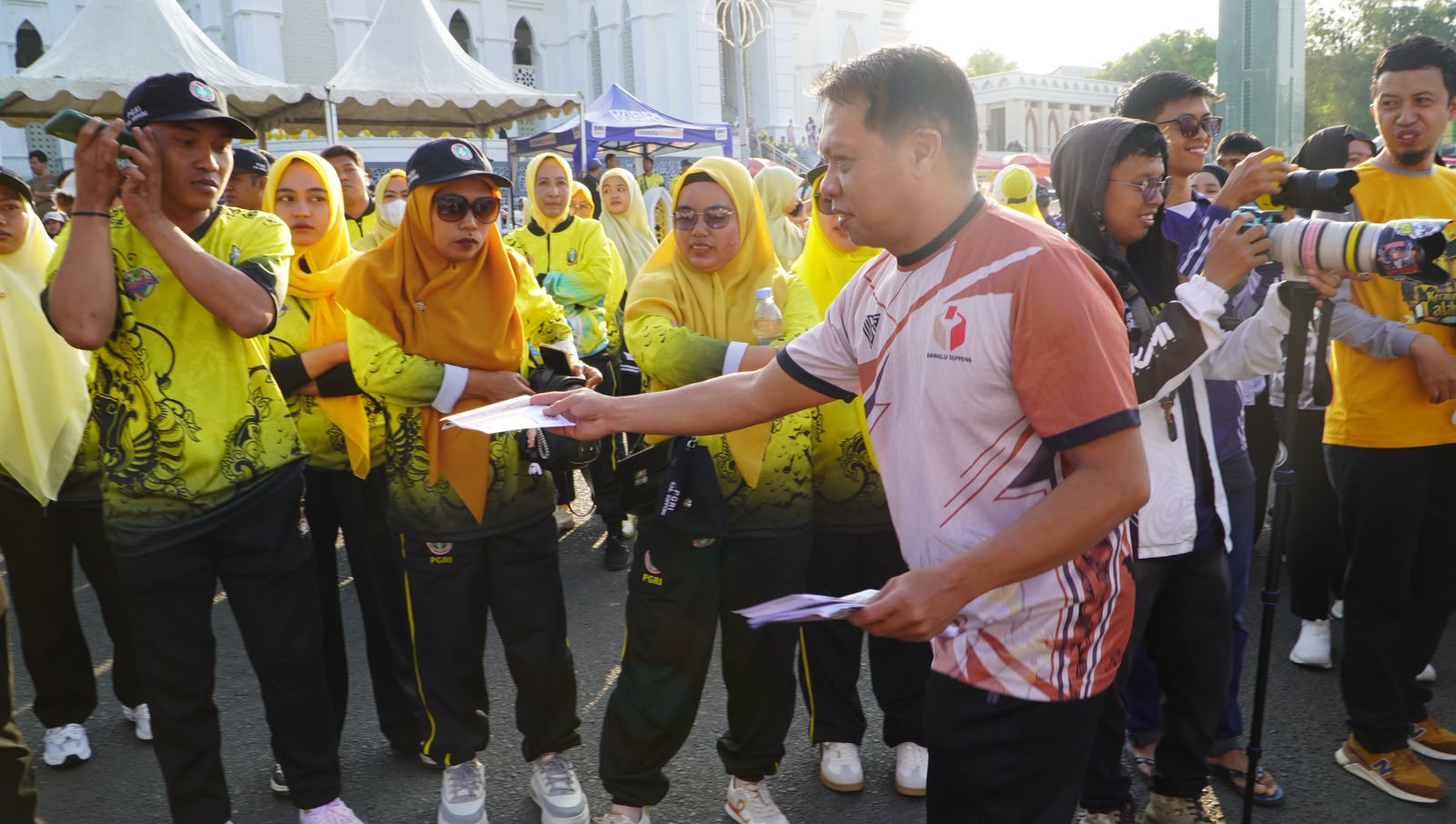 Tingkatkan Kualitas Layanan, Bawaslu Soppeng Ajak Masyarakat Isi Survey Kepuasan